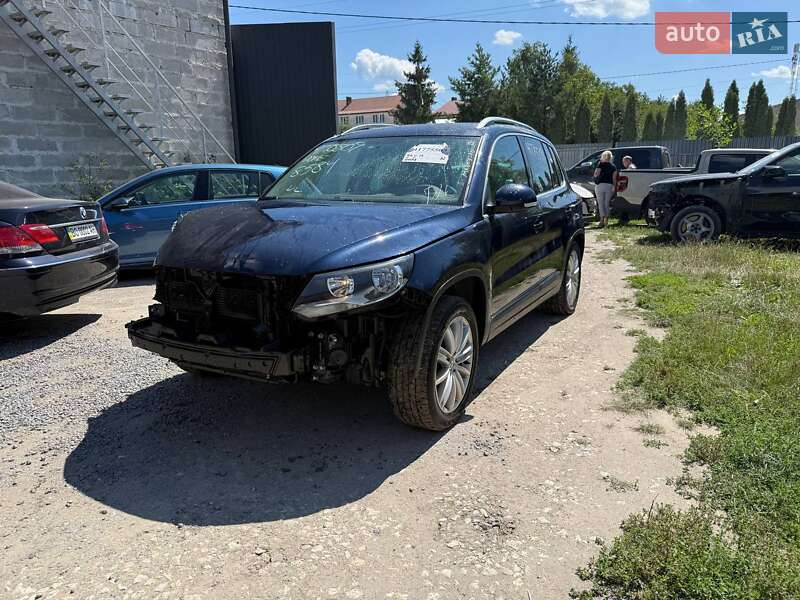 Внедорожник / Кроссовер Volkswagen Tiguan 2014 в Тернополе Внедорожник / Кроссовер Volkswagen Tiguan 2014 в Тернополе
