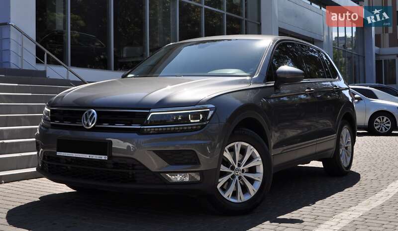 Позашляховик / Кросовер Volkswagen Tiguan 2017 в Одесі
