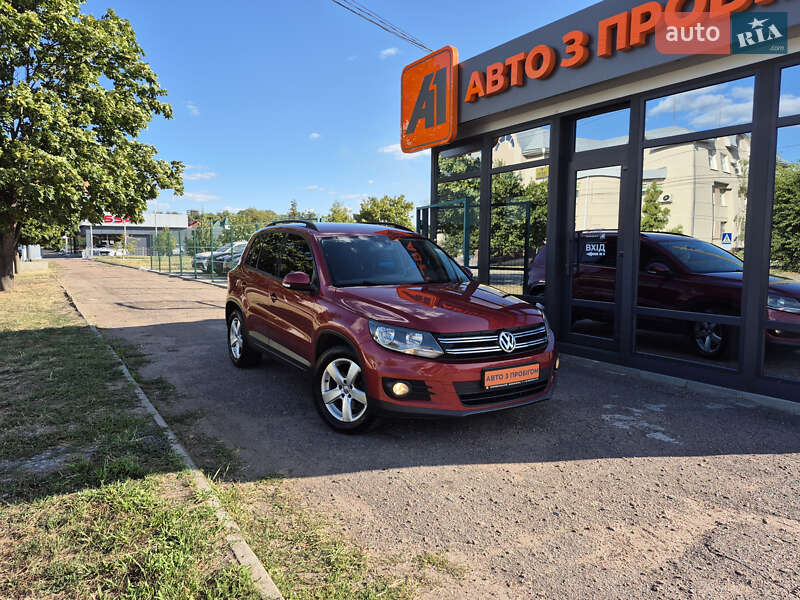 Внедорожник / Кроссовер Volkswagen Tiguan 2015 в Кропивницком Внедорожник / Кроссовер Volkswagen Tiguan 2015 в Кропивницком