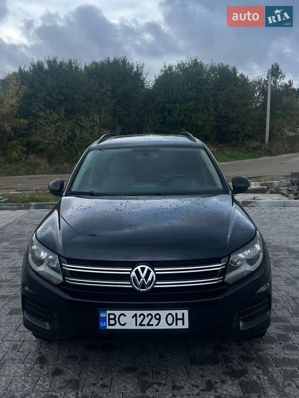 Внедорожник / Кроссовер Volkswagen Tiguan 2017 в Львове