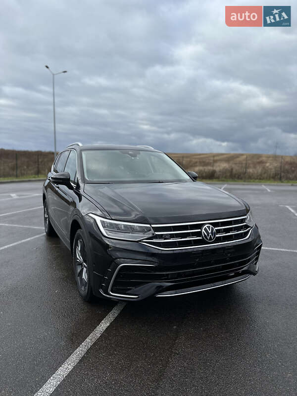 Внедорожник / Кроссовер Volkswagen Tiguan 2022 в Ровно