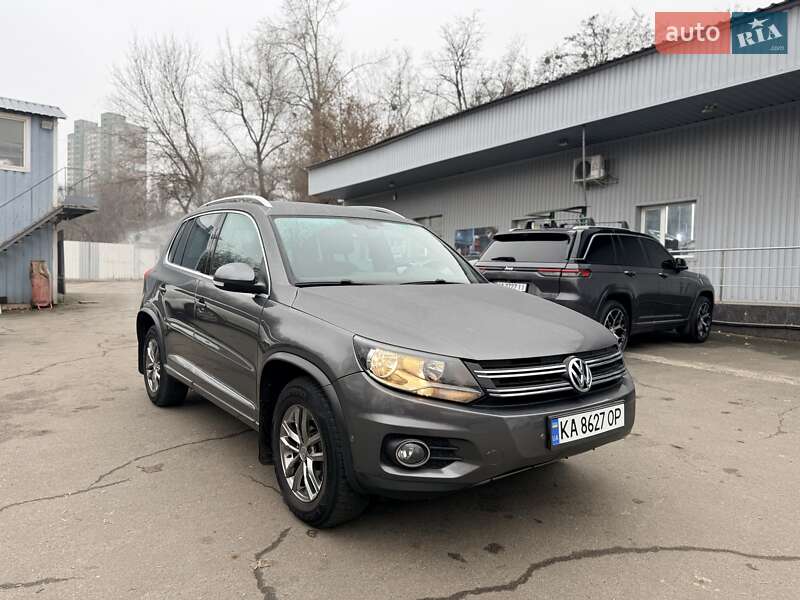 Внедорожник / Кроссовер Volkswagen Tiguan 2015 в Киеве