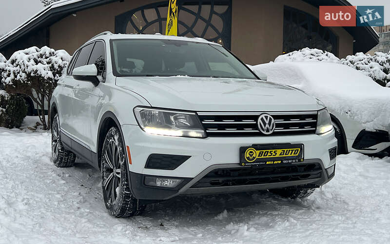 Внедорожник / Кроссовер Volkswagen Tiguan 2018 в Львове