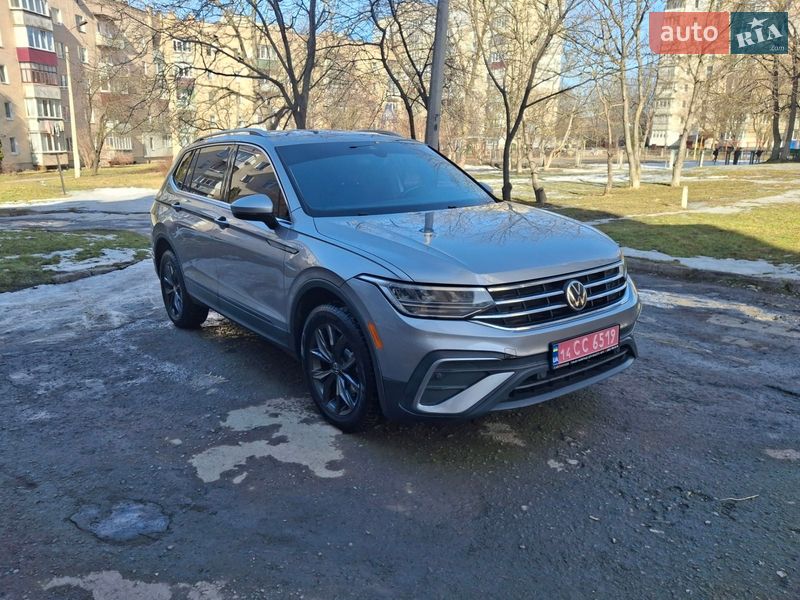 Внедорожник / Кроссовер Volkswagen Tiguan 2021 в Каменец-Подольском