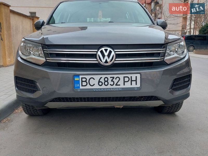 Внедорожник / Кроссовер Volkswagen Tiguan 2017 в Ужгороде