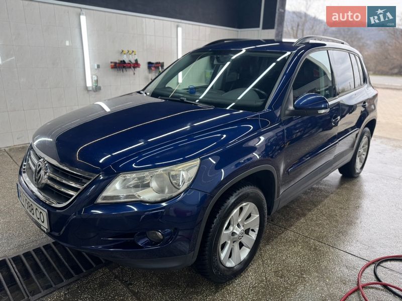 Позашляховик / Кросовер Volkswagen Tiguan 2010 в Вижниці