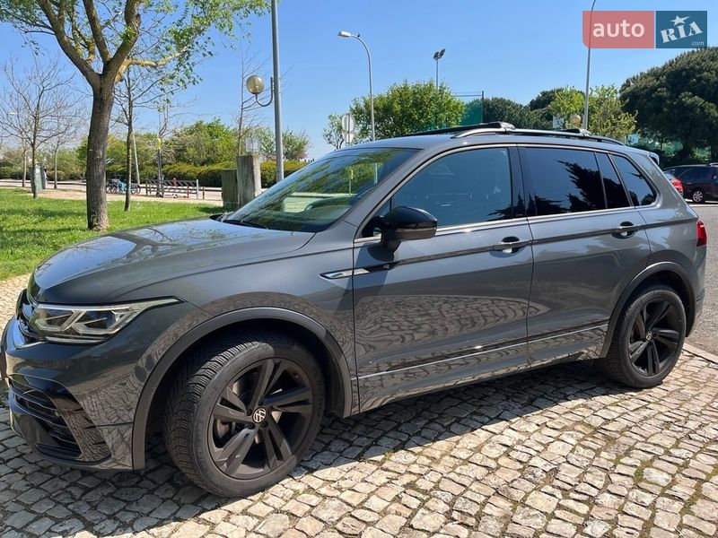 Позашляховик / Кросовер Volkswagen Tiguan 2021 в Чернівцях