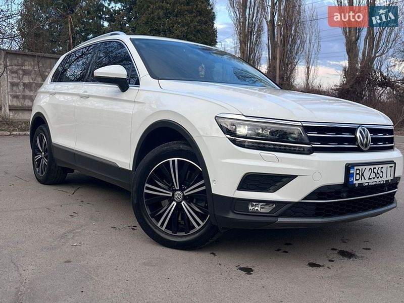 Внедорожник / Кроссовер Volkswagen Tiguan 2019 в Ровно