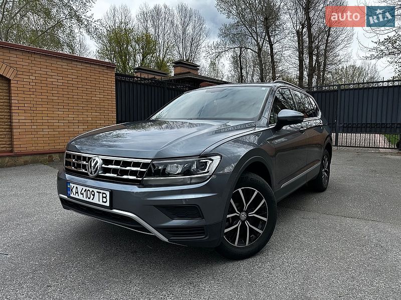 Позашляховик / Кросовер Volkswagen Tiguan 2021 в Києві