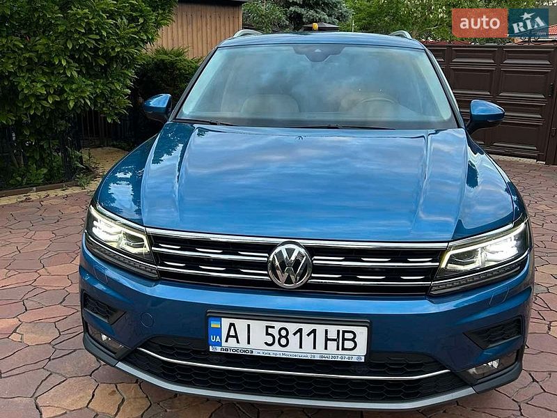 Внедорожник / Кроссовер Volkswagen Tiguan 2017 в Вышгороде
