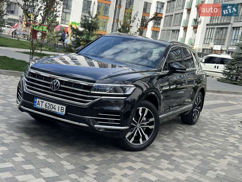 Внедорожник / Кроссовер Volkswagen Touareg 2018 в Ивано-Франковске