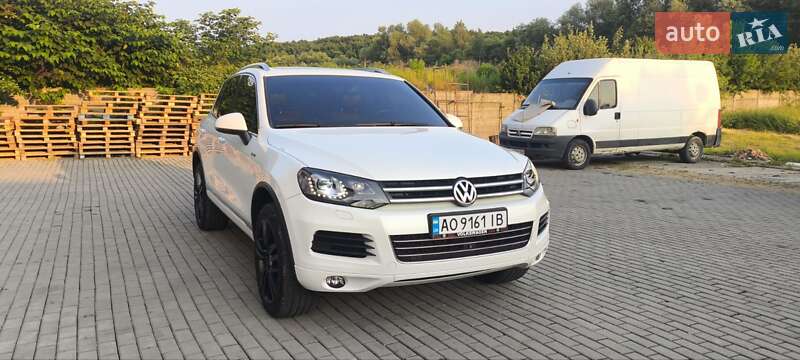 Позашляховик / Кросовер Volkswagen Touareg 2014 в Мукачевому Позашляховик / Кросовер Volkswagen Touareg 2014 в Мукачевому