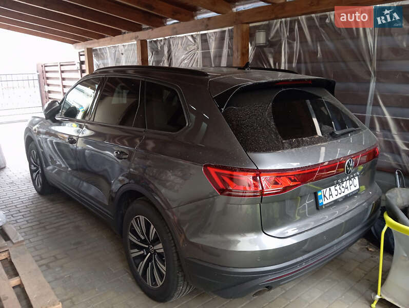 Внедорожник / Кроссовер Volkswagen Touareg 2024 в Буче
