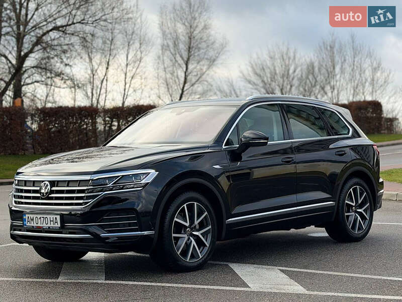 Внедорожник / Кроссовер Volkswagen Touareg 2022 в Киеве