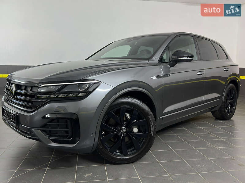 Внедорожник / Кроссовер Volkswagen Touareg 2022 в Казатине