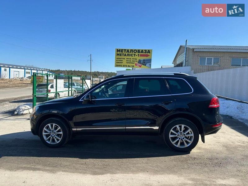 Позашляховик / Кросовер Volkswagen Touareg 2010 в Славуті