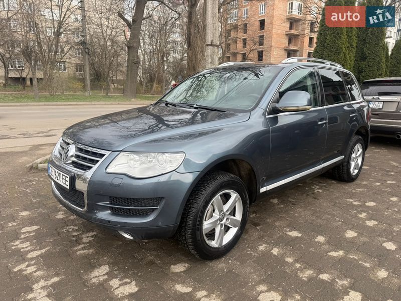Внедорожник / Кроссовер Volkswagen Touareg 2009 в Черновцах