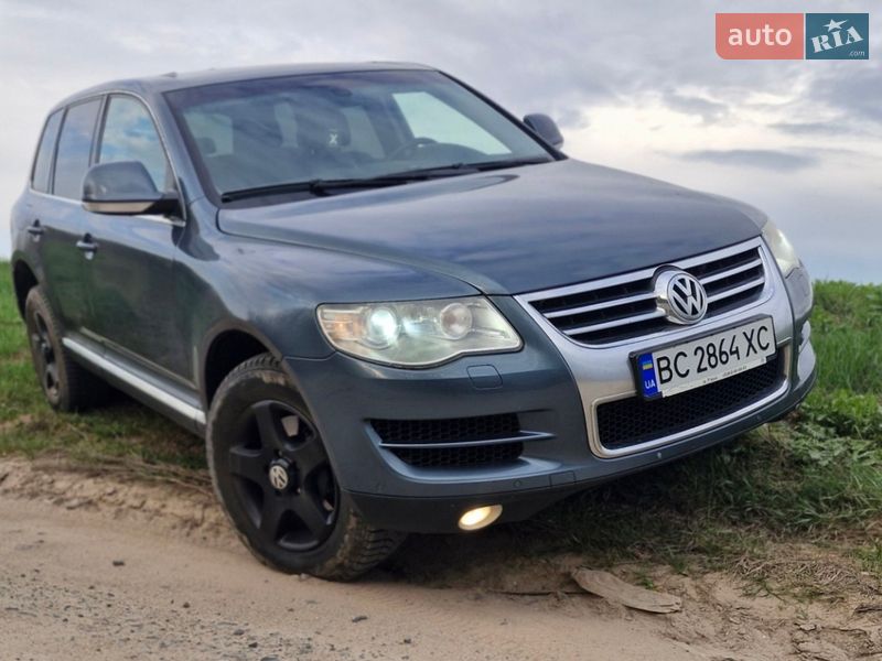 Внедорожник / Кроссовер Volkswagen Touareg 2008 в Львове