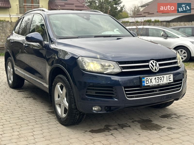 Внедорожник / Кроссовер Volkswagen Touareg 2013 в Староконстантинове