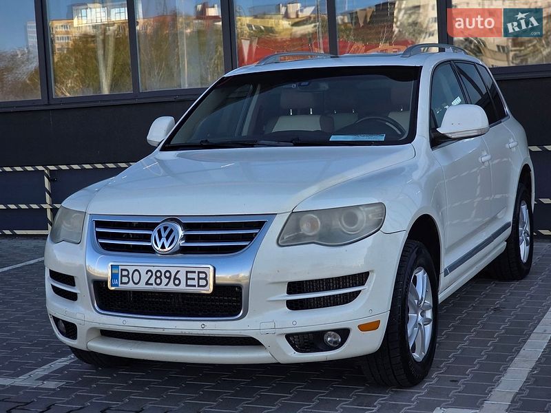 Внедорожник / Кроссовер Volkswagen Touareg 2009 в Тернополе