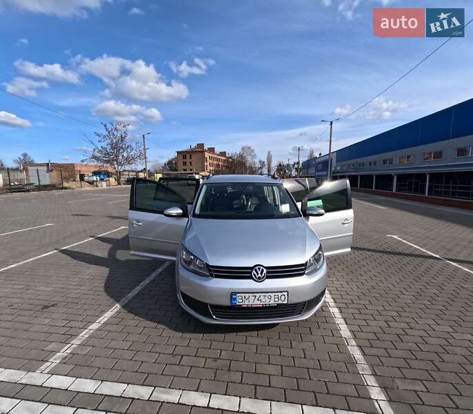 Минивэн Volkswagen Touran 2011 в Сумах