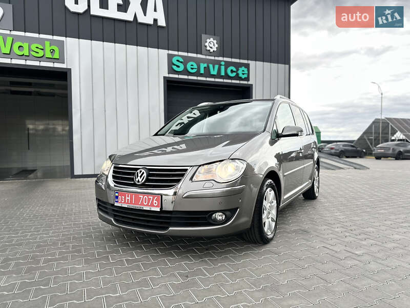 Мінівен Volkswagen Touran 2009 в Володимирі