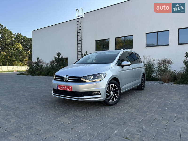 Микровэн Volkswagen Touran 2020 в Луцке