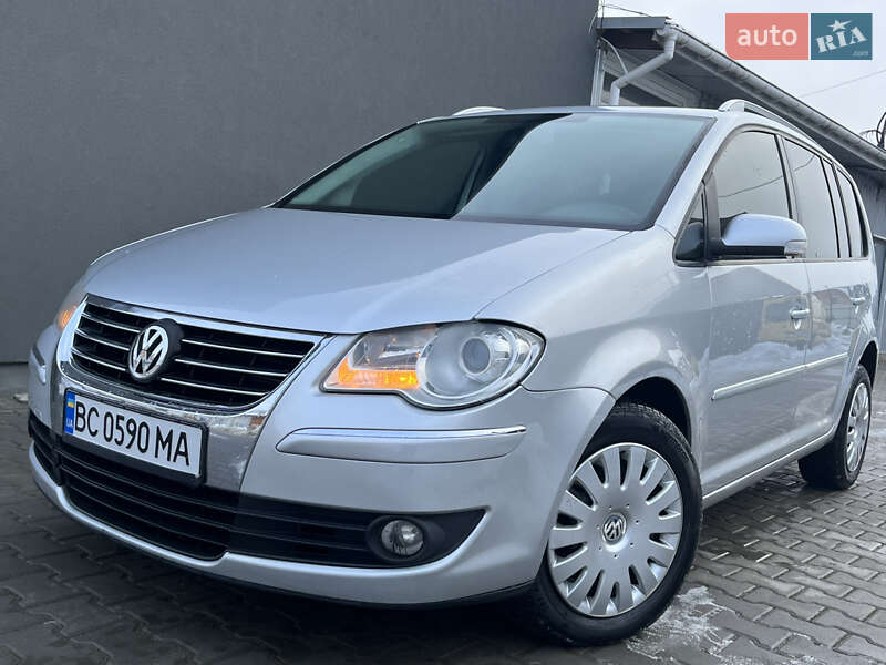 Минивэн Volkswagen Touran 2008 в Дрогобыче Минивэн Volkswagen Touran 2008 в Дрогобыче