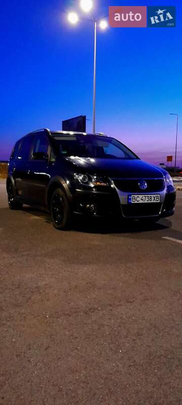 Мінівен Volkswagen Touran 2007 в Львові Мінівен Volkswagen Touran 2007 в Львові