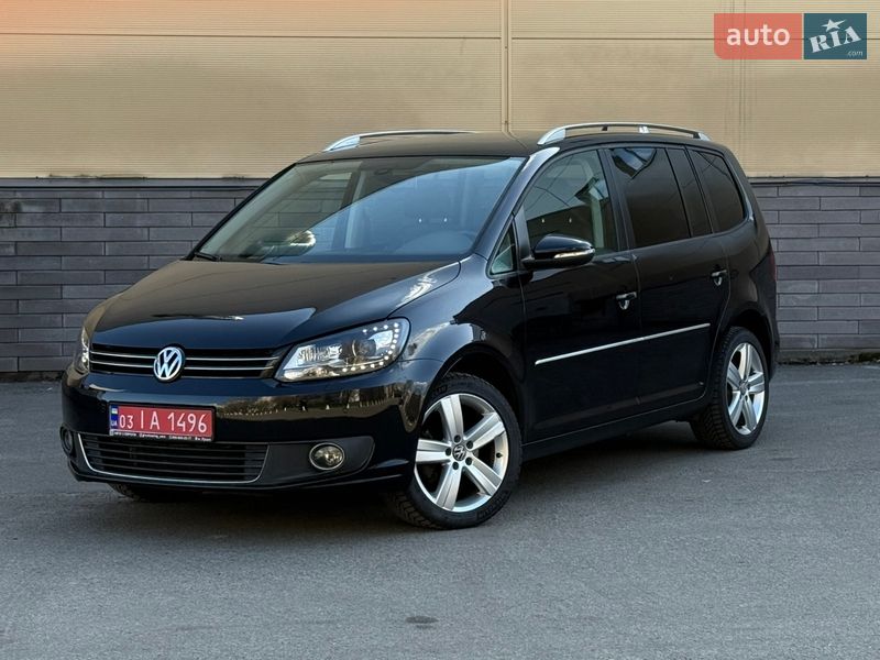Минивэн Volkswagen Touran 2011 в Киеве