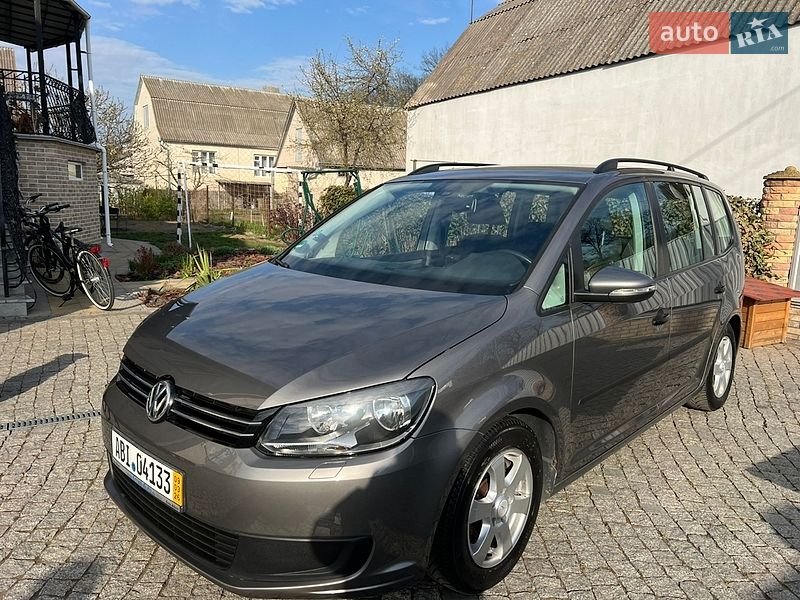 Минивэн Volkswagen Touran 2011 в Виннице