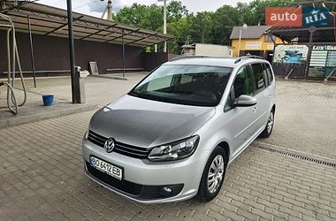 Минивэн Volkswagen Touran 2012 в Гусятине