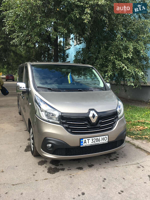 Минивэн Renault Trafic 2016 в Кропивницком