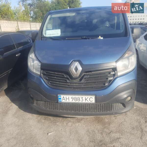 Минивэн Renault Trafic 2017 в Днепре Минивэн Renault Trafic 2017 в Днепре
