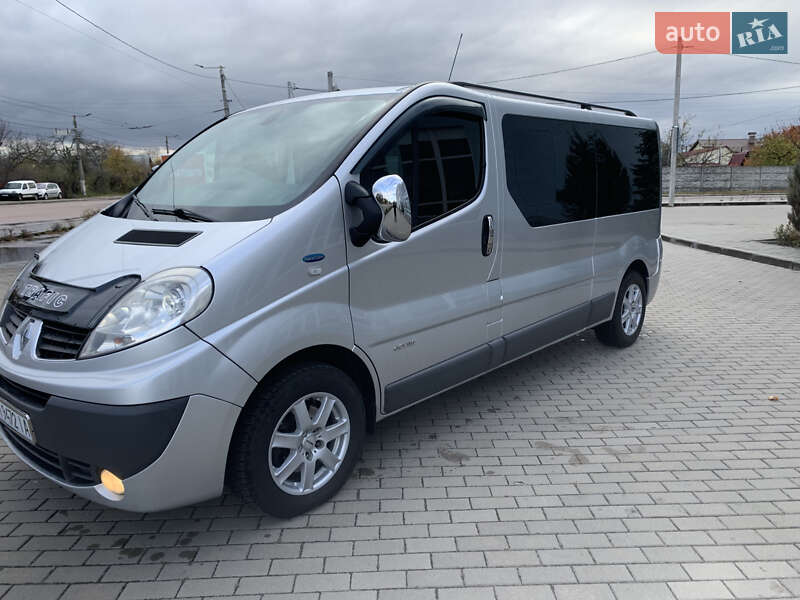 Мінівен Renault Trafic 2013 в Житомирі Мінівен Renault Trafic 2013 в Житомирі
