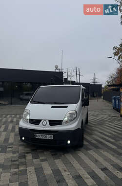 Мінівен Renault Trafic 2009 в Ужгороді