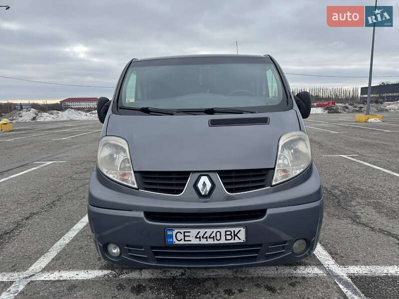 Минивэн Renault Trafic 2011 в Черновцах Минивэн Renault Trafic 2011 в Черновцах