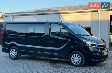 Вантажопасажирський фургон Renault Trafic 2020 в Дубні