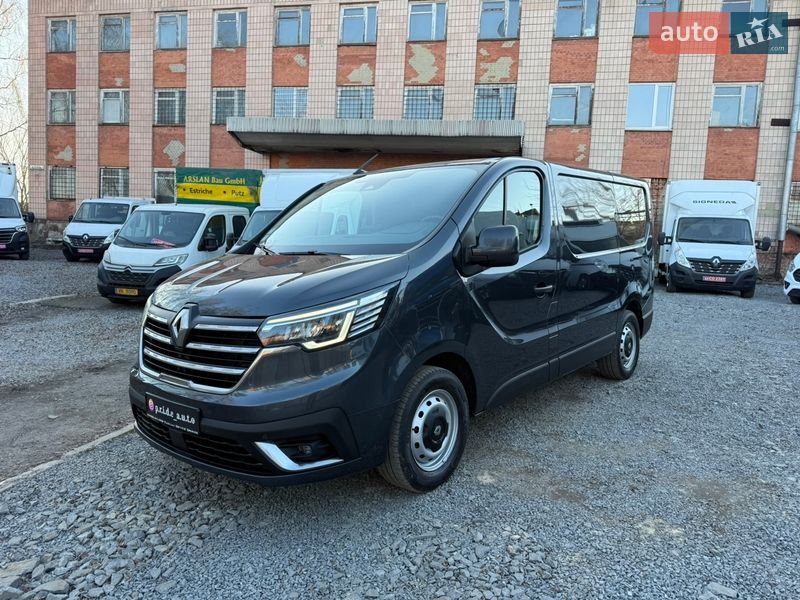 Вантажний фургон Renault Trafic 2022 в Рівному