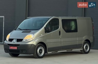 Вантажопасажирський фургон Renault Trafic 2012 в Дубні