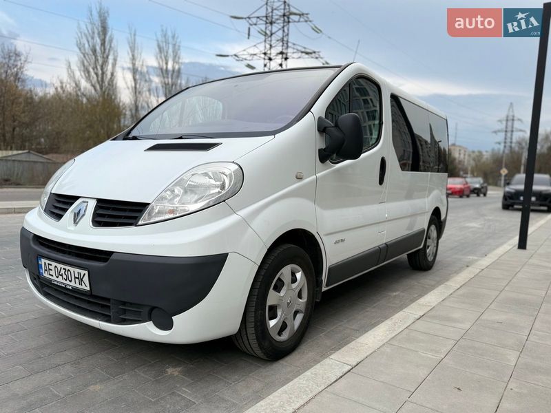 Мінівен Renault Trafic 2014 в Дніпрі