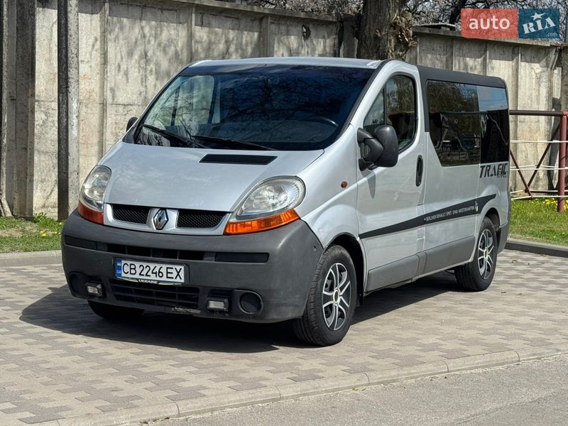 Минивэн Renault Trafic 2003 в Лубнах