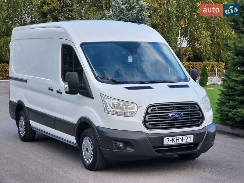 Вантажний фургон Ford Transit 2017 в Вінниці