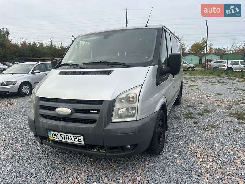 Вантажопасажирський фургон Ford Transit 2007 в Рівному Вантажопасажирський фургон Ford Transit 2007 в Рівному
