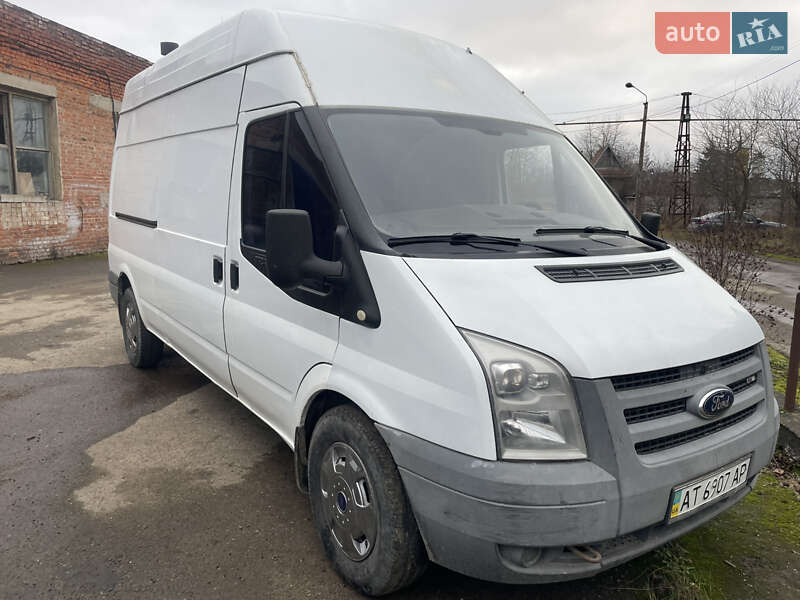 Грузовой фургон Ford Transit 2008 в Ивано-Франковске