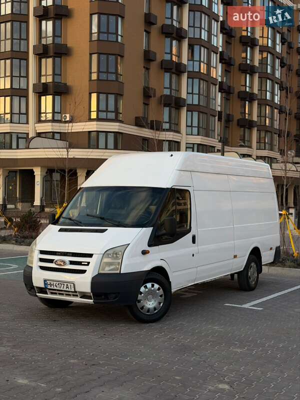 Грузовой фургон Ford Transit 2007 в Броварах Грузовой фургон Ford Transit 2007 в Броварах