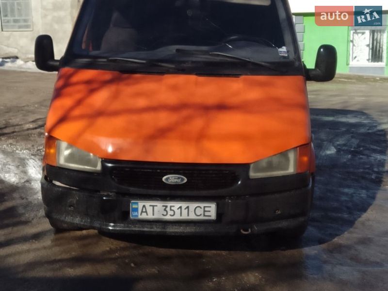 Мінівен Ford Transit 1998 в Городку