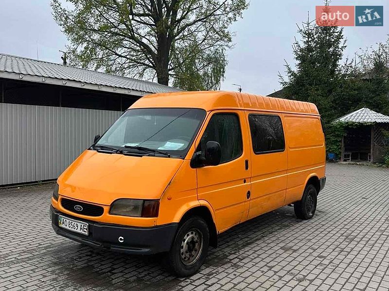 Грузовой фургон Ford Transit 1999 в Хмельнике