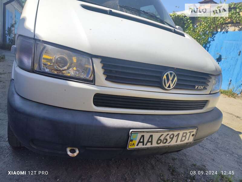 Минивэн Volkswagen Transporter 2001 в Киеве