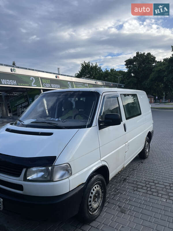 Минивэн Volkswagen Transporter 2000 в Кропивницком